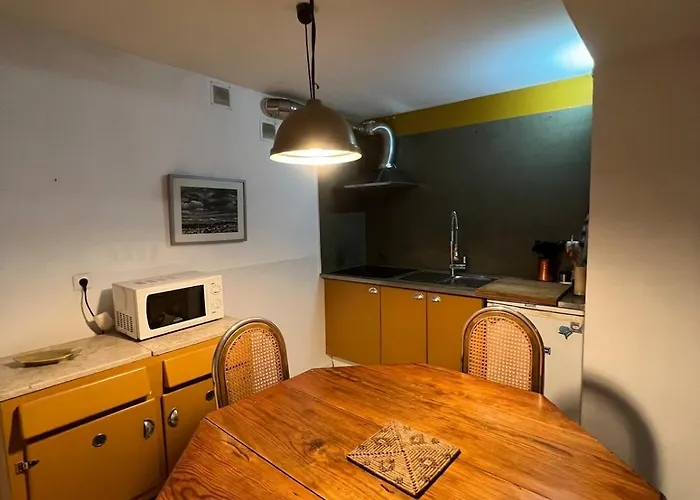 Cozy Castle Лісабон